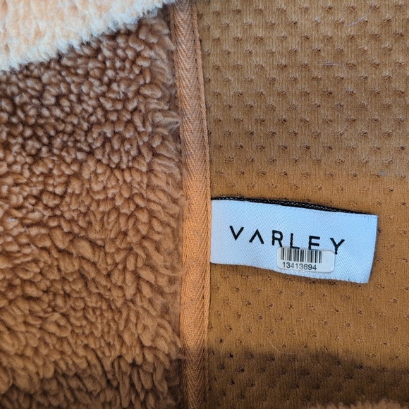 Varley Clemson Sherpa jacket - Picture 7 of 11